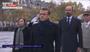 11-Novembre: Emmanuel Macron arrive Place de l'Étoile, où se trouve la tombe du soldat inconnu
