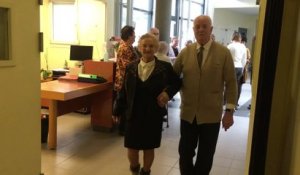 Renée, 87 ans et Michel, 78 ans, se fiancent à la maison de retraite