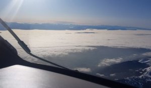 Zaïd a filmé les Alpes depuis sa cabine de pilote. Dans l’avion, 90 passagers.