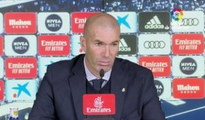 16e j. - Zidane : "La qualité première de Varane, c'est sa concentration"