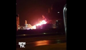 Les images de l’incendie survenu cette nuit dans une raffinerie Total à Gonfreville-l'Orcher