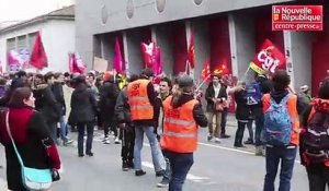 VIDEO. Poitiers : 7500 manifestants dans les rues du Poitiers contre la réforme des retraites