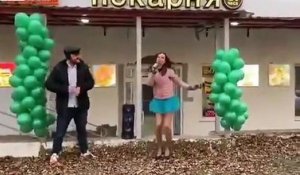 chanteuse russe dans la rue