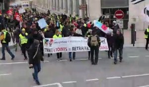 Valence : plus de 500 manifestants maintiennent toujours la pression