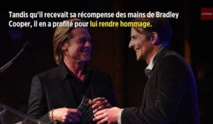 Brad Pitt remercie Bradley Cooper de l'avoir sorti de l'alcoolisme