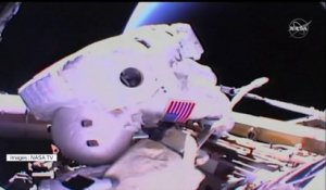 Les images de la deuxième sortie dans l'espace 100% féminine de deux astronautes de la Nasa