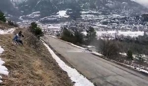 Violente sortie de route d'Ott Tänak (Rallye Monte-Carlo 2020)