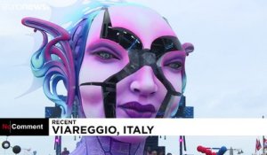 Coup d'envoi du spectaculaire festival de Viareggio en Toscane