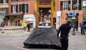 Revivez en vidéo le retour du clocheton de l'Horloge à Chambéry