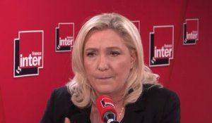 Marine Le Pen : "Le seul propos qu'a tenu l'Union européenne, c'est qu'elle a condamné ceux qui envisageraient de maîtriser des frontières, y compris de manière temporaire (...). Les gens qui portent les virus peuvent être arrêtés à la frontière."
