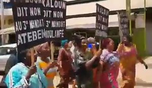 Des femmes manifestents à Kaloum