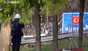Tensions à la frontière gréco-turque entre les migrants et les forces de l'ordre