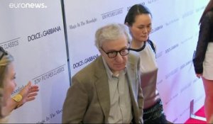 Ronan Farrow dénonce la publication des mémoires de son père, Woody Allen