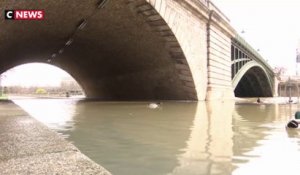 Paris : la crue de la Seine se stabilise, après avoir atteint les 4,19 mètres