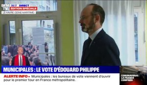 Municipales: Edouard Philippe vient de voter au Havre