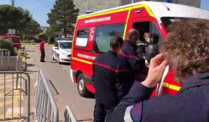 Les pompiers organisent un tri des patients à l'hôpital de Martigues