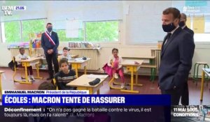 En visite dans une école des Yvelines, Emmanuel Macron tente de rassurer