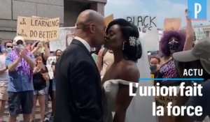 Mort de George Floyd : un couple célèbre son mariage en pleine manifestation Black Lives Matter