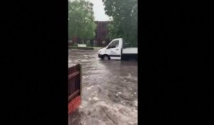 Grande-Bretagne: de fortes pluies inondent Birmingham