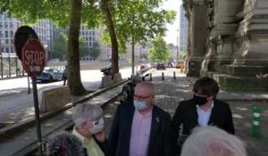 L'ancien Premier ministre catalan Puigdemont arrive à la chambre du conseil à propos du mandat d'arrêt européen émis par l'Espagne