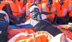 Les 180 migrants de l'Ocean Viking entrevoient la fin d’un blocage en mer long de neuf jours