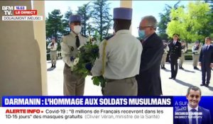 Dépôt d'une gerbe de fleurs en hommage aux soldats musulmans