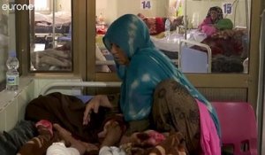 Afghanistan : cinq femmes dans les négociations face aux talibans