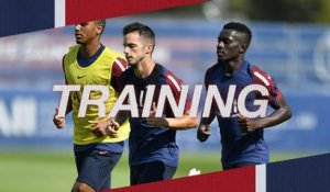 Replay : L'entraînement avant Paris Saint-Germain v Olympique de Marseille