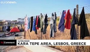 Lesbos : sur le bitume, en attendant la construction d'un nouveau camp de migrants