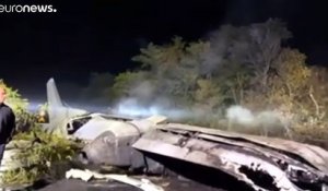 Crash d'avion en Ukraine : 26 morts, Zelensky au chevet de l'unique survivant