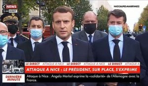 les déclarations d'Emmanuel Macron depuis Nice quelques heures après l'attaque: ""La France est attaquée. Tous les lieux de culte et les écoles vont être protégés" - VIDEO