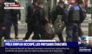 Paris: une manifestation d'agriculteurs dans les locaux de la direction générale de Pôle emploi en cours d'évacuation