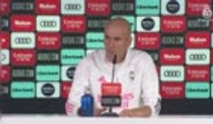 9e j. - Zidane : "Une situation déconcertante, mais ce n'est que du foot"
