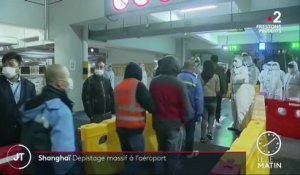 Chine : panique à l’aéroport de Shanghai lors d’un dépistage massif