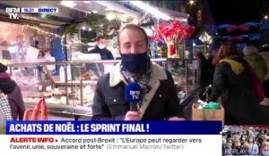 À Paris, les retardataires font leurs derniers achats de Noël