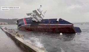 Tempête Bella: un bateau de 36 mètres s'échoue à Ajaccio