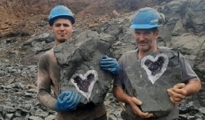 Des mineurs uruguayens découvrent une améthyste en forme de coeur