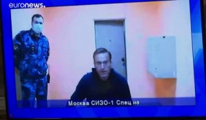 Russie : détention confirmée pour Navalny qui dénonce une justice "aux ordres"
