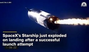 Regardez les images du prototype de fusée de la société aérospatiale américaine SpaceX s'est écrasé  à l'atterrissage lors d'un vol d'essai au Texas