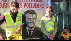 « Bloquons la République des pollueurs » !
