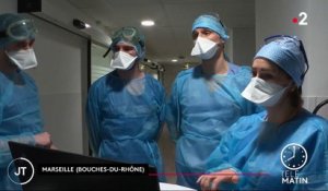 Coronavirus : les services de réanimation sous tension à Marseille