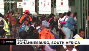 Rentrée des classes en Afrique du Sud, après un report lié au variant