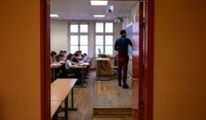Trappes : les collègues de Didier Lemaire témoignent aussi de “l’emprise du radicalisme” au lycée