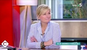 Julie Andrieu : son hommage à sa mère et son engagement contre la maltraitance des enfants (vidéo)