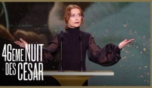 Isabelle Huppert  remet le César de "La meilleure espoir féminine " - César 2021