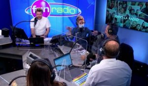 Gad Elmaleh en interview dans "Bruno dans la radio"