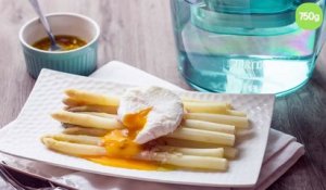 Asperges blanches et œufs pochés