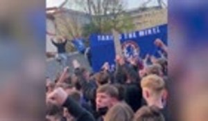 Chelsea - "Nous avons sauvé le football" chantent les supporters