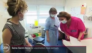 Seine-Saint-Denis : des bénévoles encouragent la population à se faire vacciner contre le Covid-19