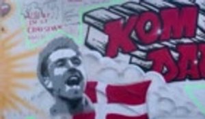 Euro 2020 - Des fans danois rendent hommage à Eriksen